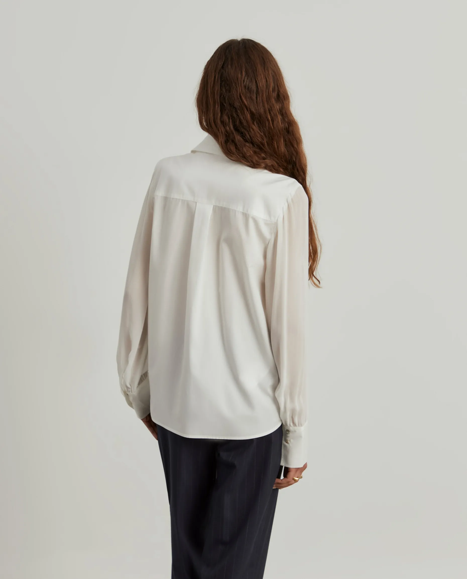 Camisa mangas transparentes em liocel e algodão