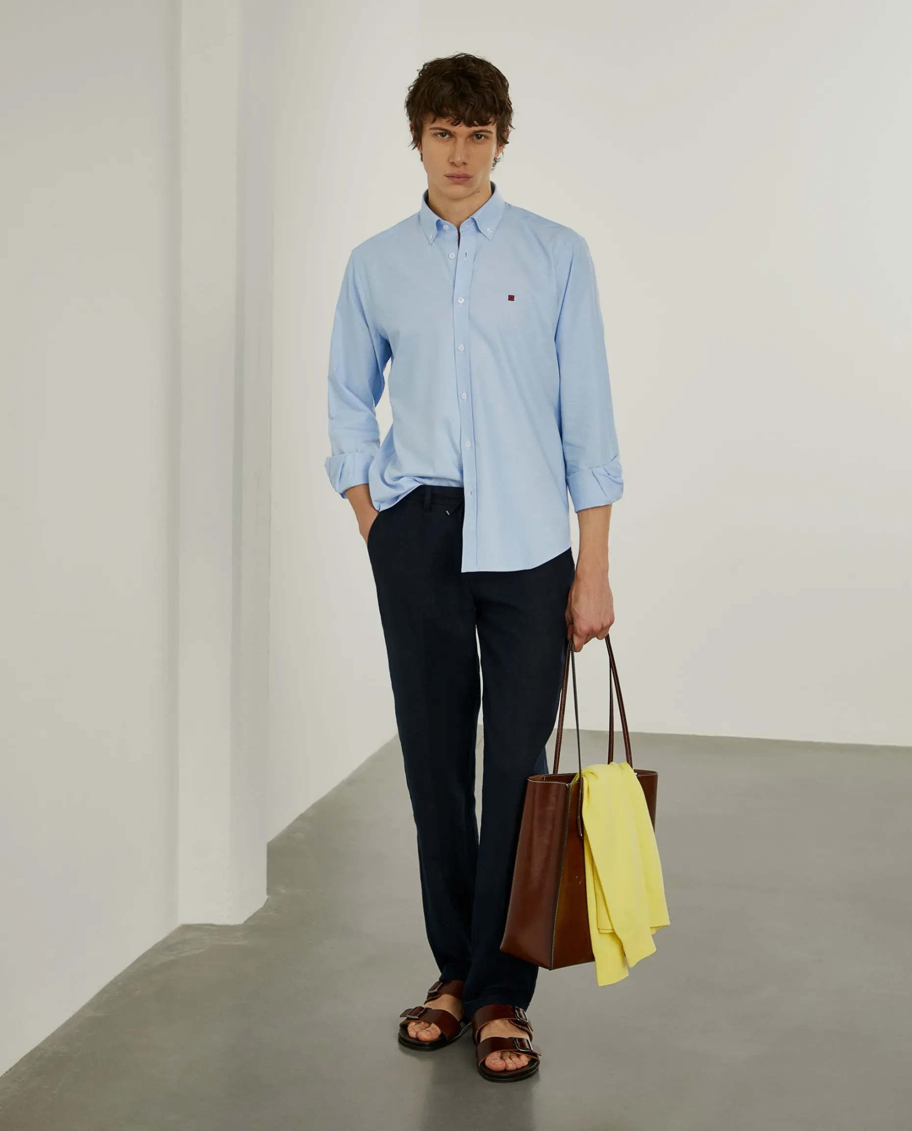 Camisa oxford lisa regular fit