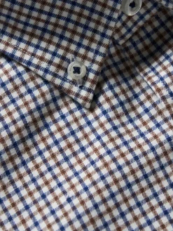 Camisa regular fit com padrão de quadrados