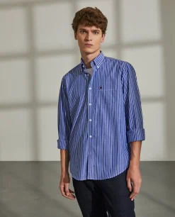 Camisa regular fit de algodão com padrão de riscas