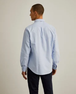 Camisa regular fit de algodão em cor lisa