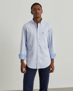 Camisa regular fit de algodão em cor lisa