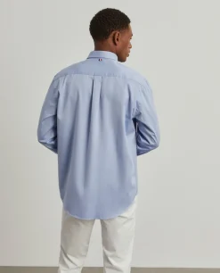 Camisa regular fit de algodão em cor lisa