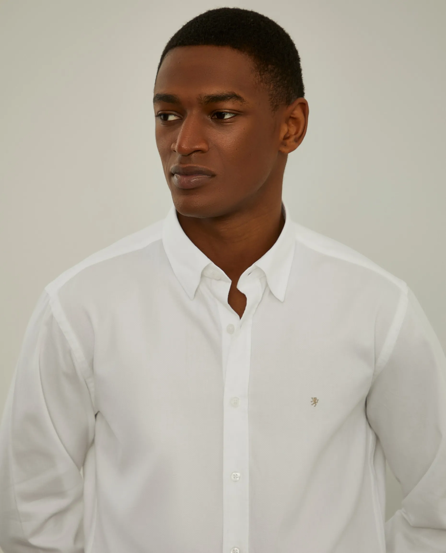 Camisa slim fit algodão garment dye