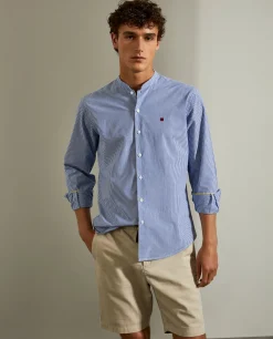 Camisa slim fit com gola mao