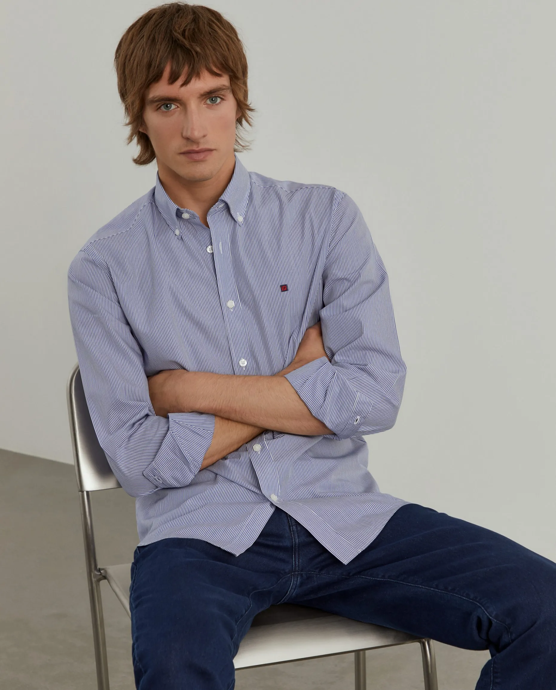 Camisa slim fit de algodão às riscas