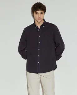 Camisa slim fit de algodão garment dye