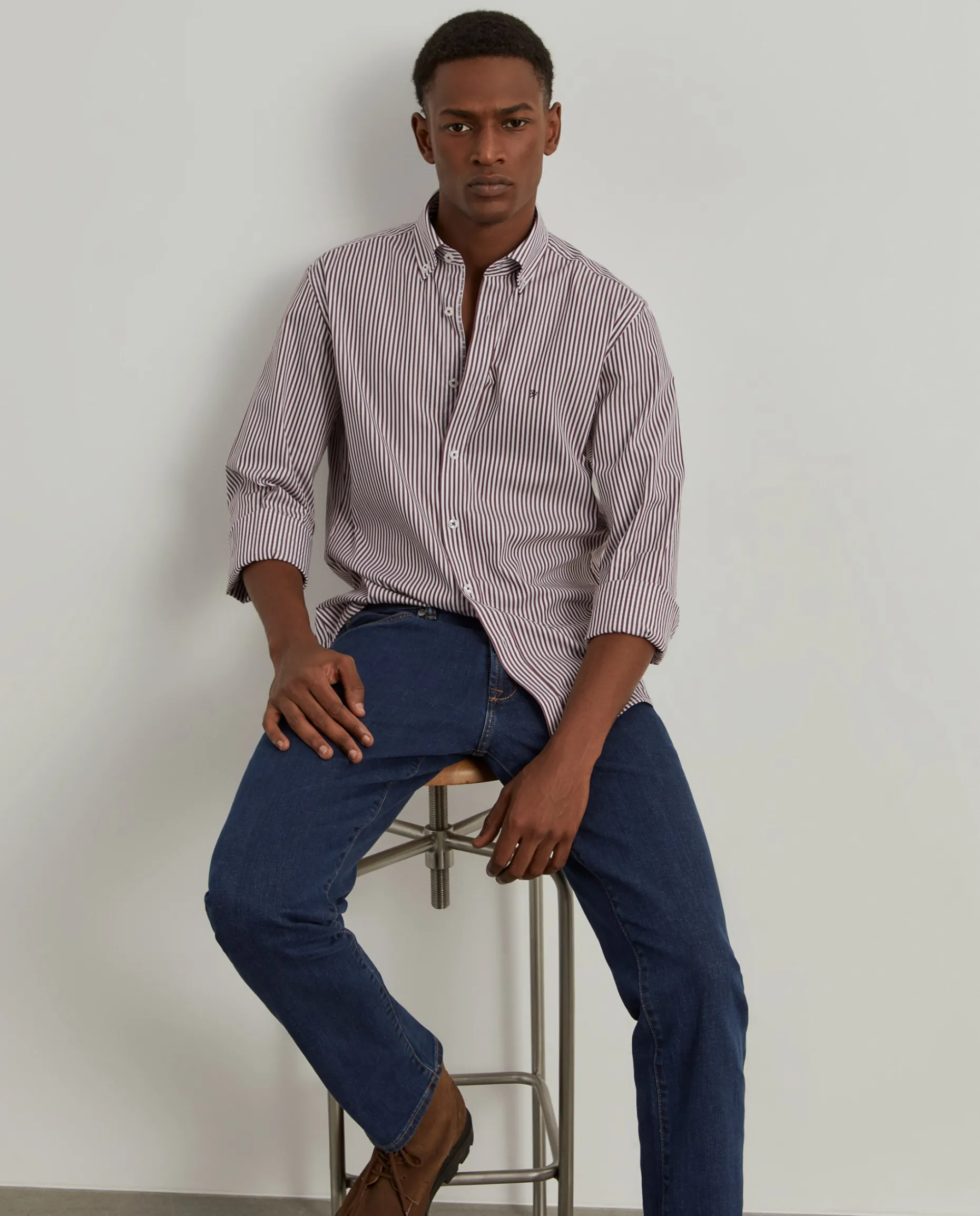 Camisa slim fit de algodão às riscas