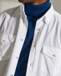 Camisa slim fit de bombazine em cor lisa