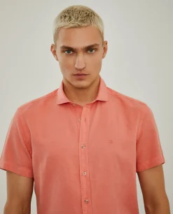 Camisa slim fit de manga curta