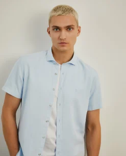 Camisa slim fit de manga curta