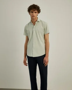 Camisa slim fit de manga curta