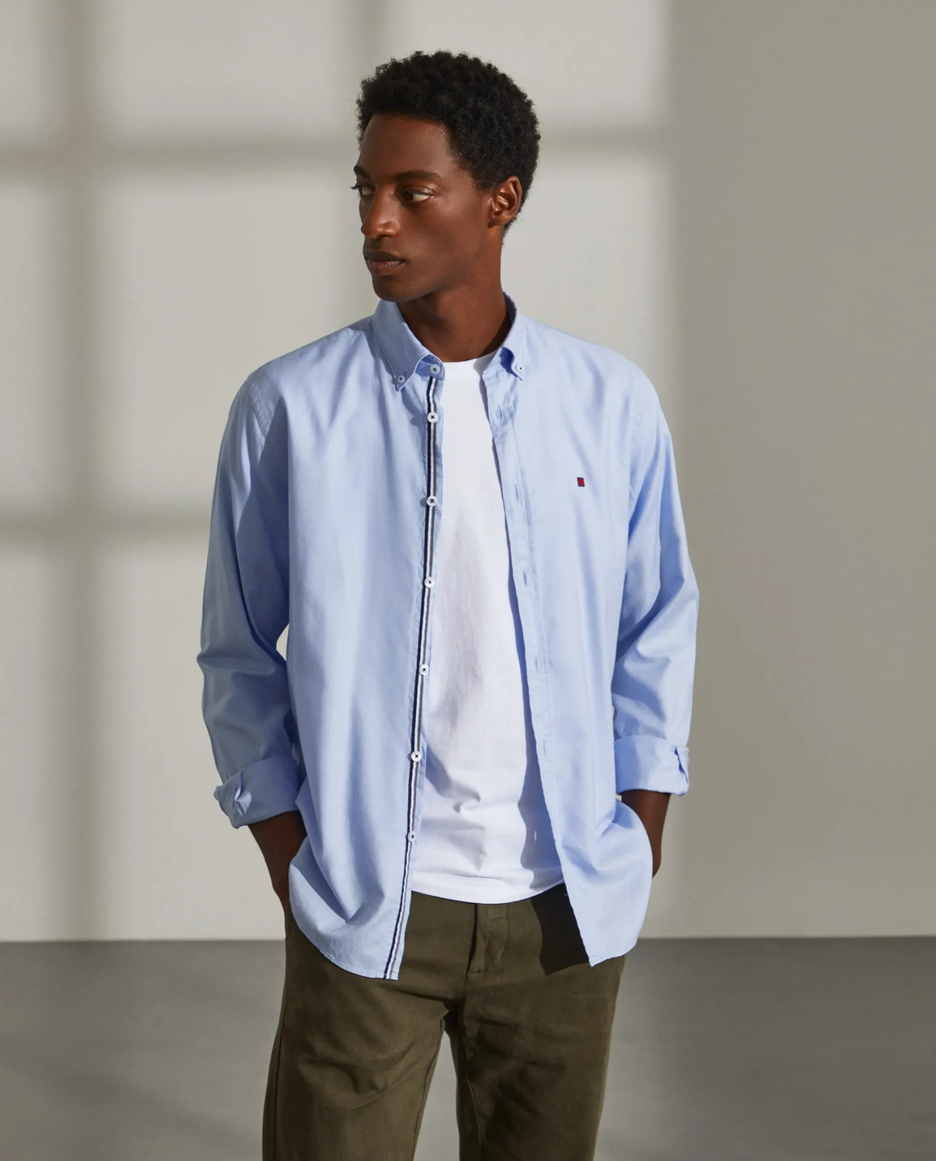 Camisa slim fit em algodão