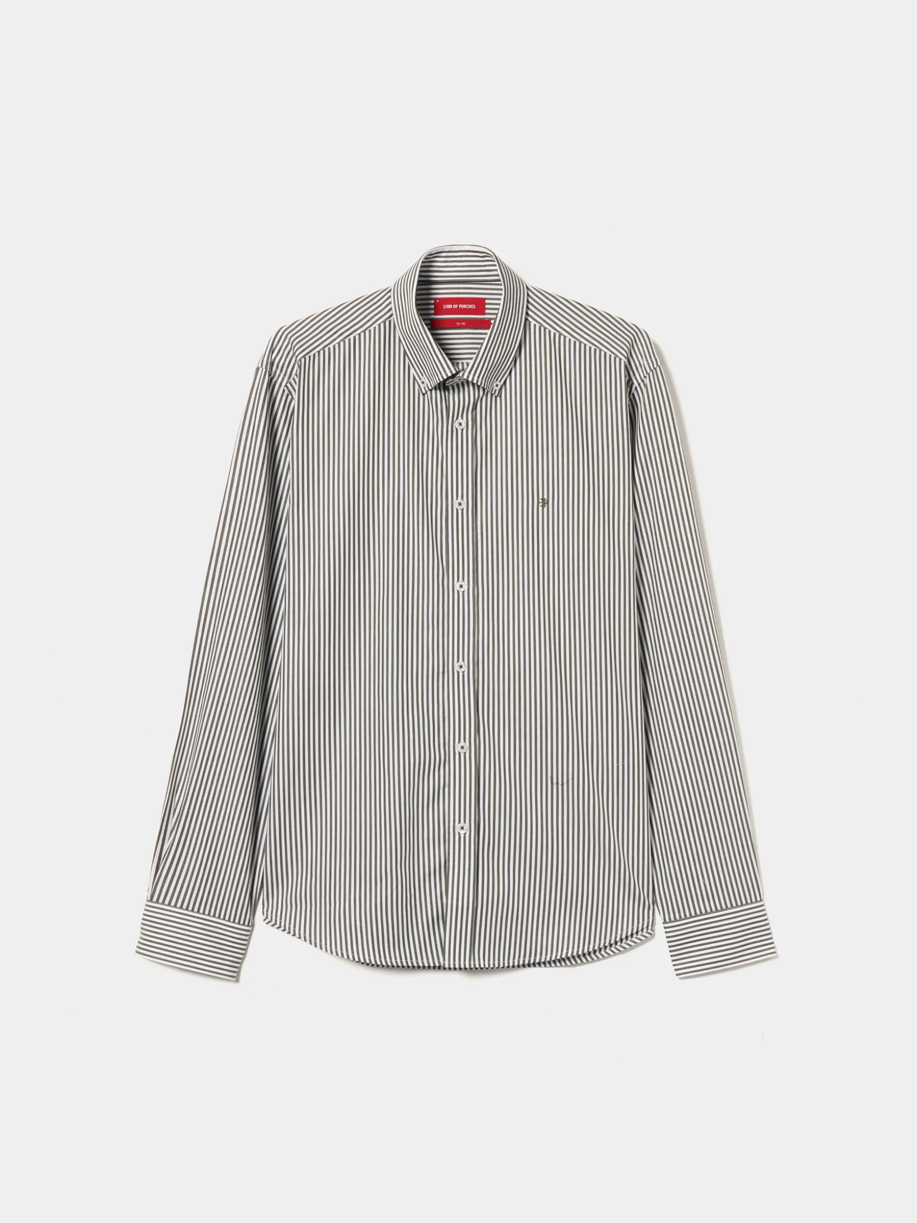 Camisa slim fit em algodão às riscas