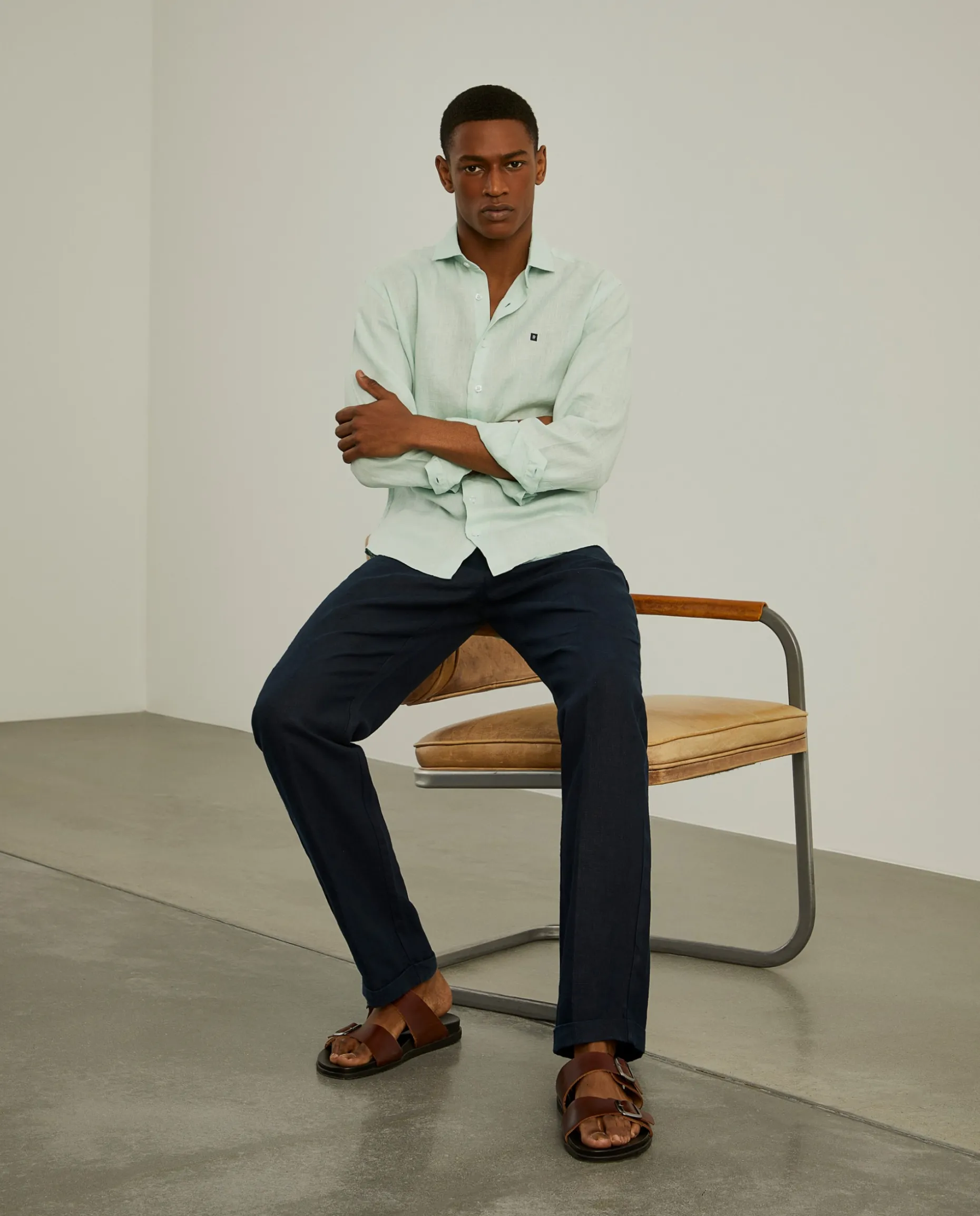 Camisa slim fit em linho garment dye