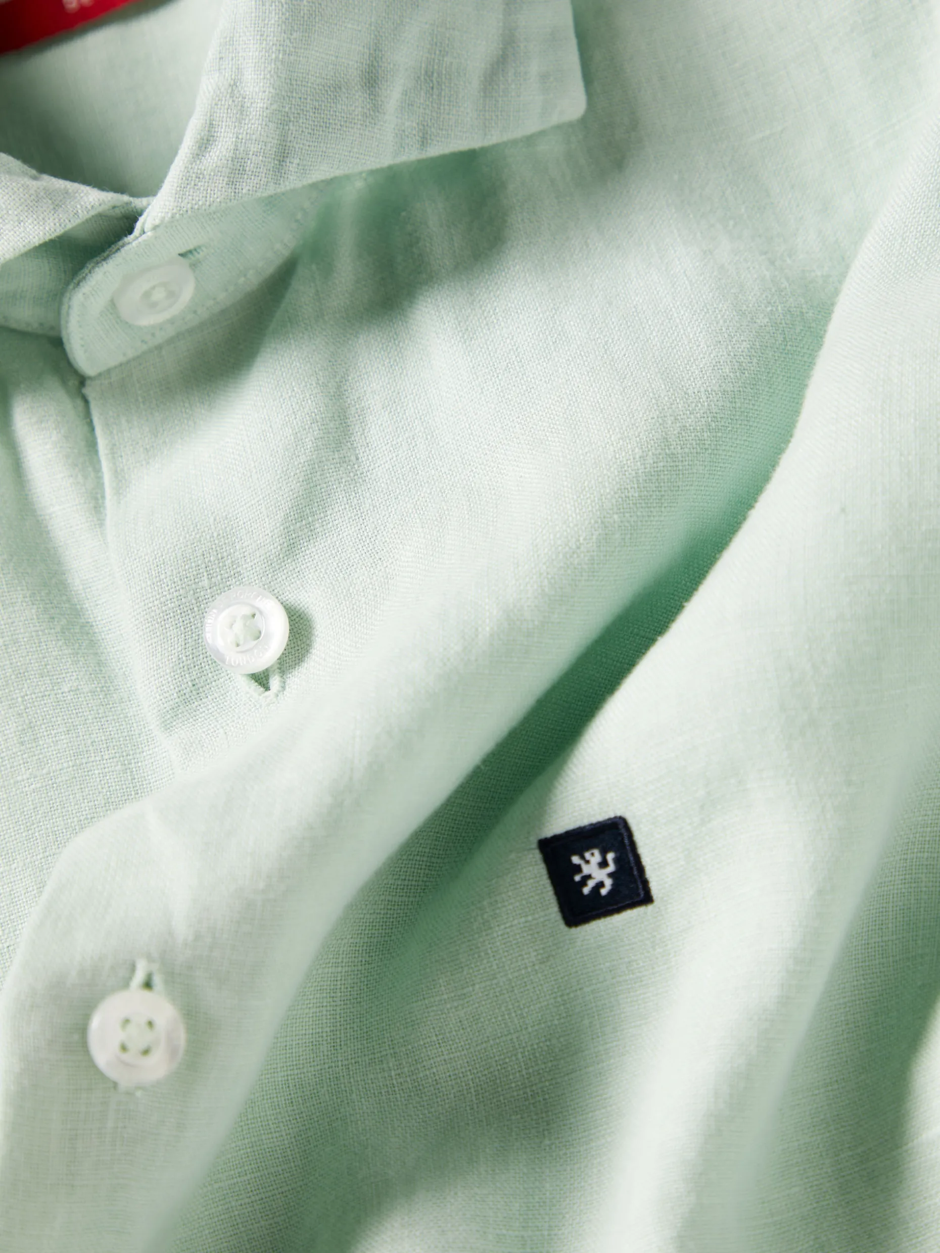 Camisa slim fit em linho garment dye