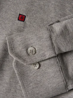 Camisa slim fit em malha piqué