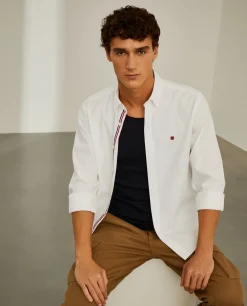 Camisa slim fit em sarja