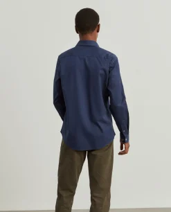 Camisa slim fit em sarjinha