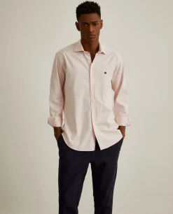 Camisa slim fit em tecido oxford