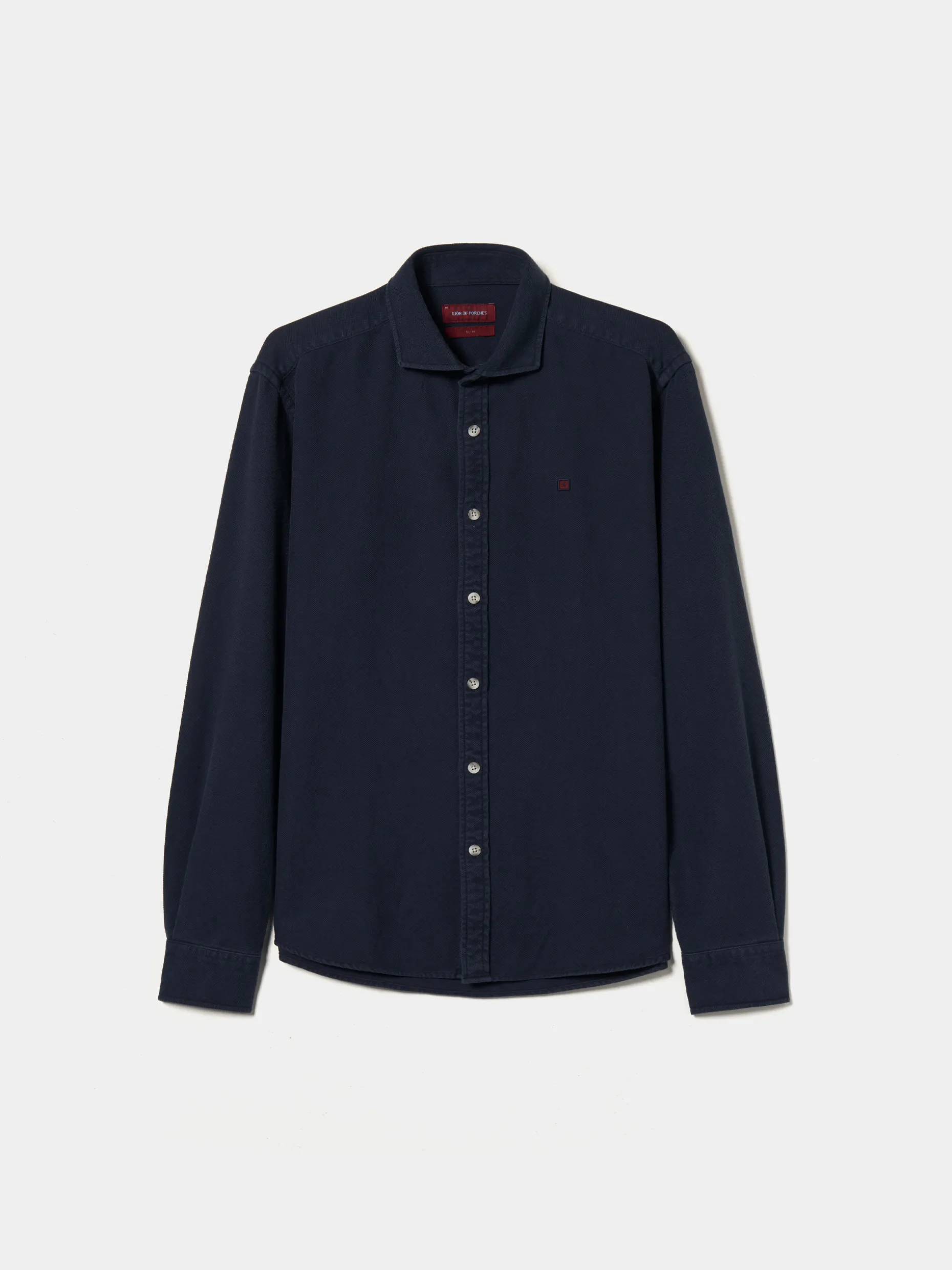 Camisa slim fit garment dye