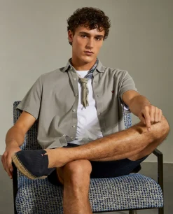 Camisa slim fit mang curta