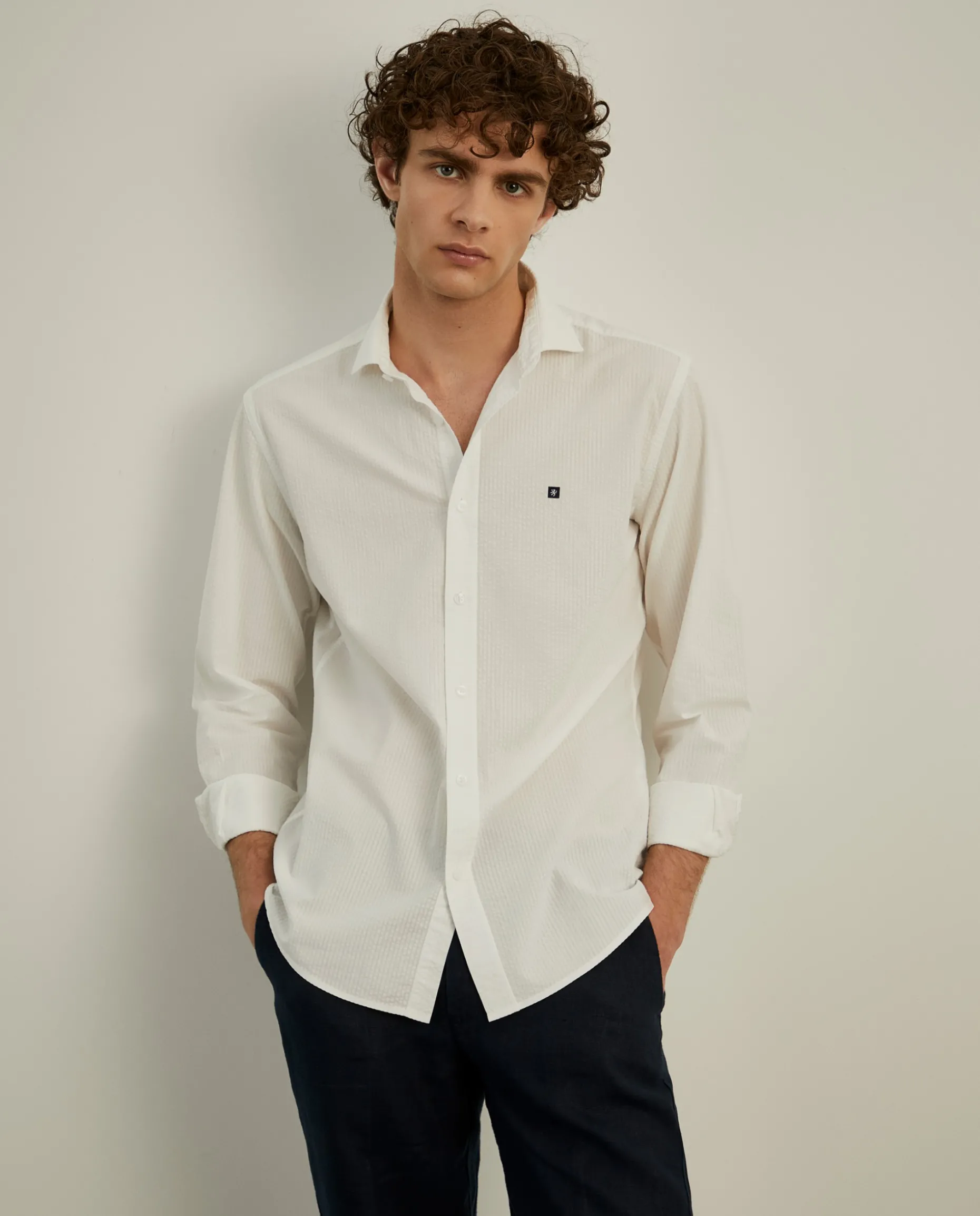 Camisa slim fit seersucker