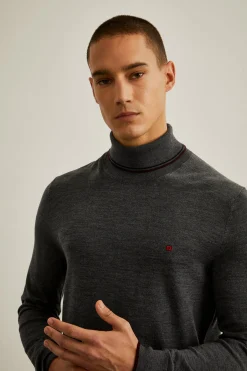 Camisola de gola alta de lã merino