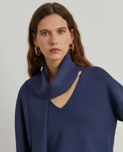 Camisola de malha com cachecol