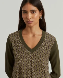 Camisola estampada decote em V