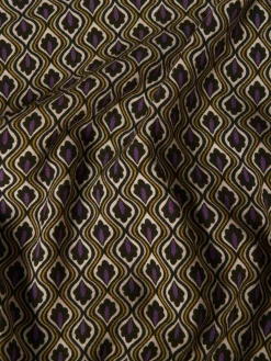 Camisola estampada decote em V