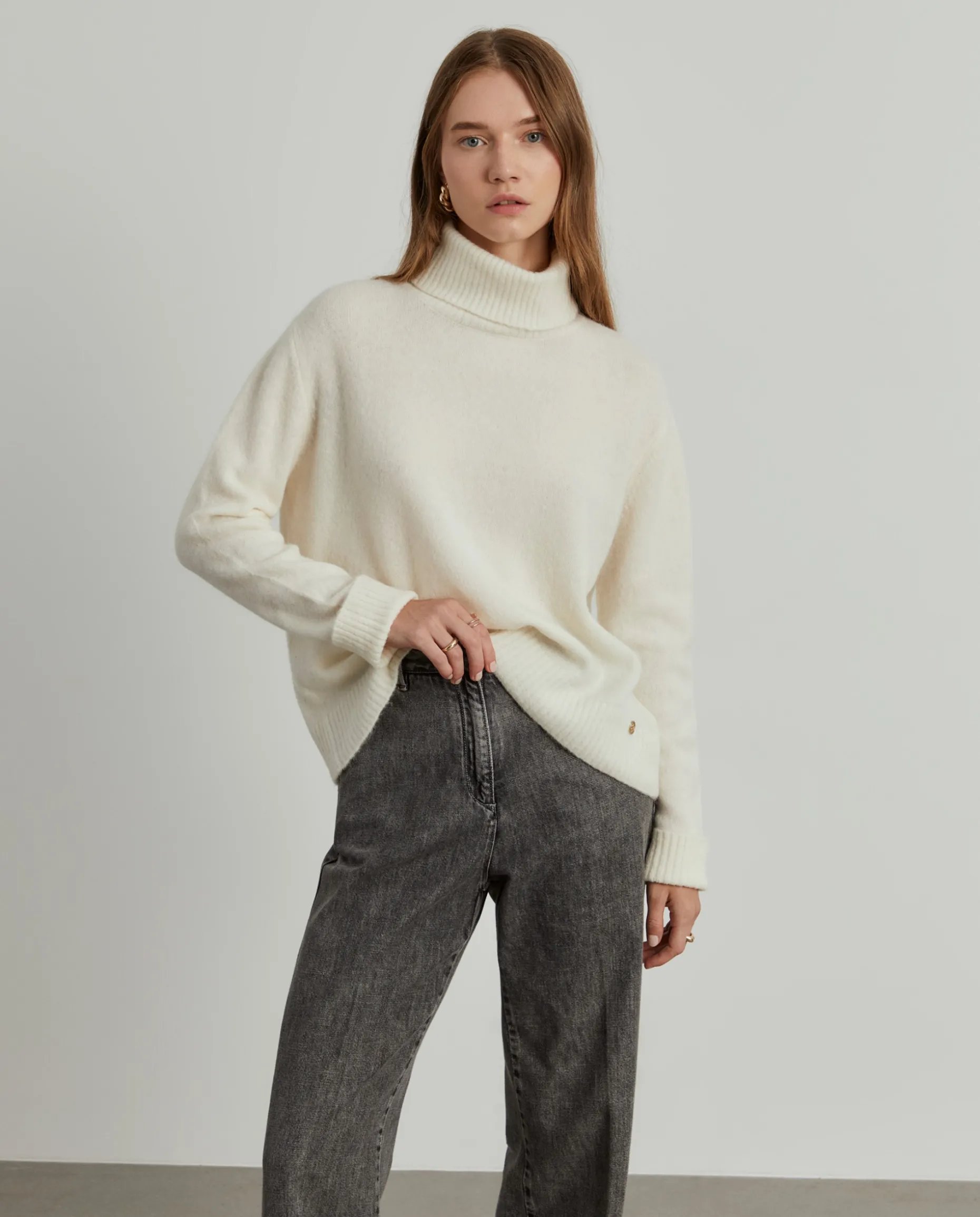 Camisola gola alta mistura de lã e alpaca