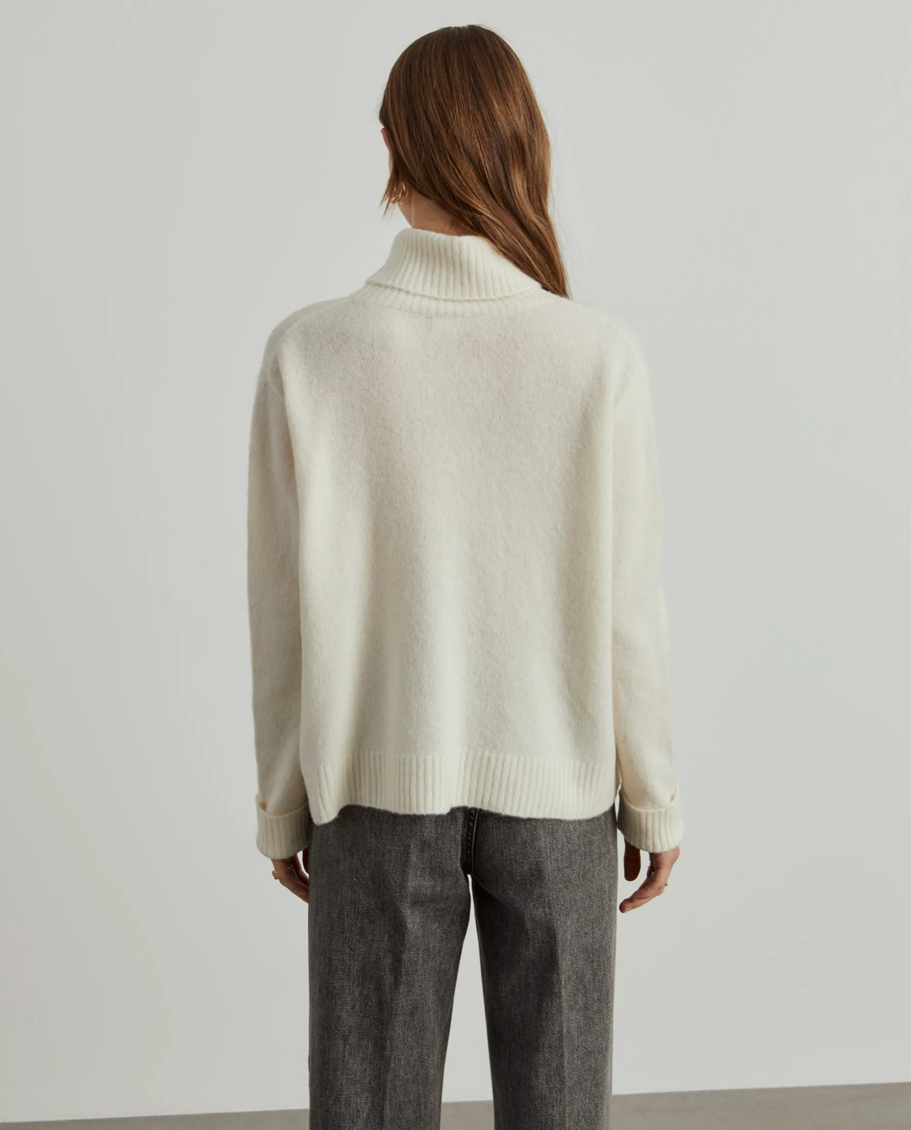 Camisola gola alta mistura de lã e alpaca