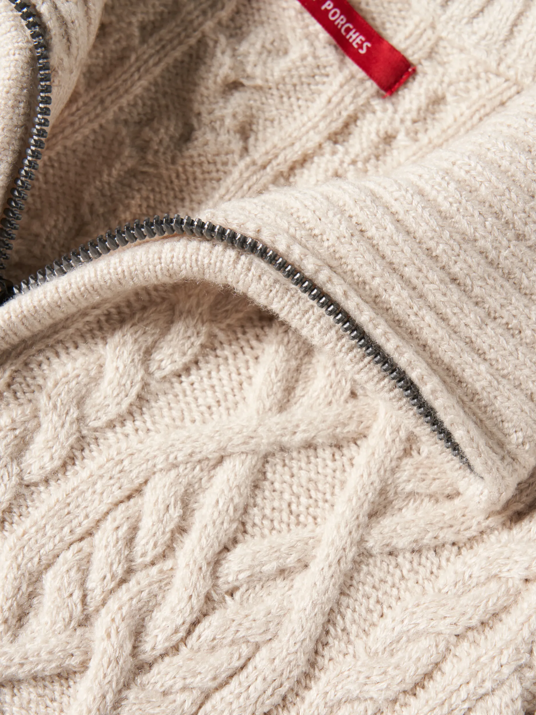 Camisola malha tricotada com fecho