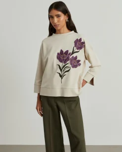 Camisola meia gola com bordado floral