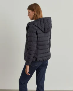 Casaco acolchoado com capuz