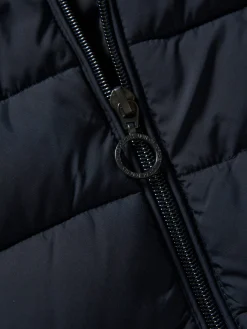 Casaco acolchoado com capuz