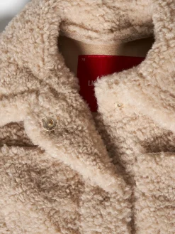 Casaco curto de pelo