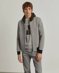 Casaco de malha com capuz