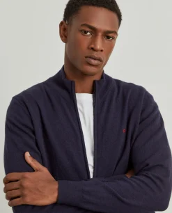 Casaco de malha em lã com fecho