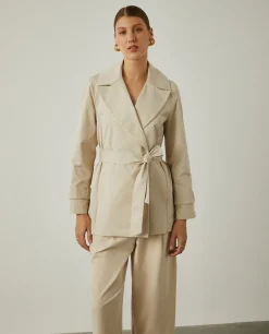 Casaco de trespasse com cinto