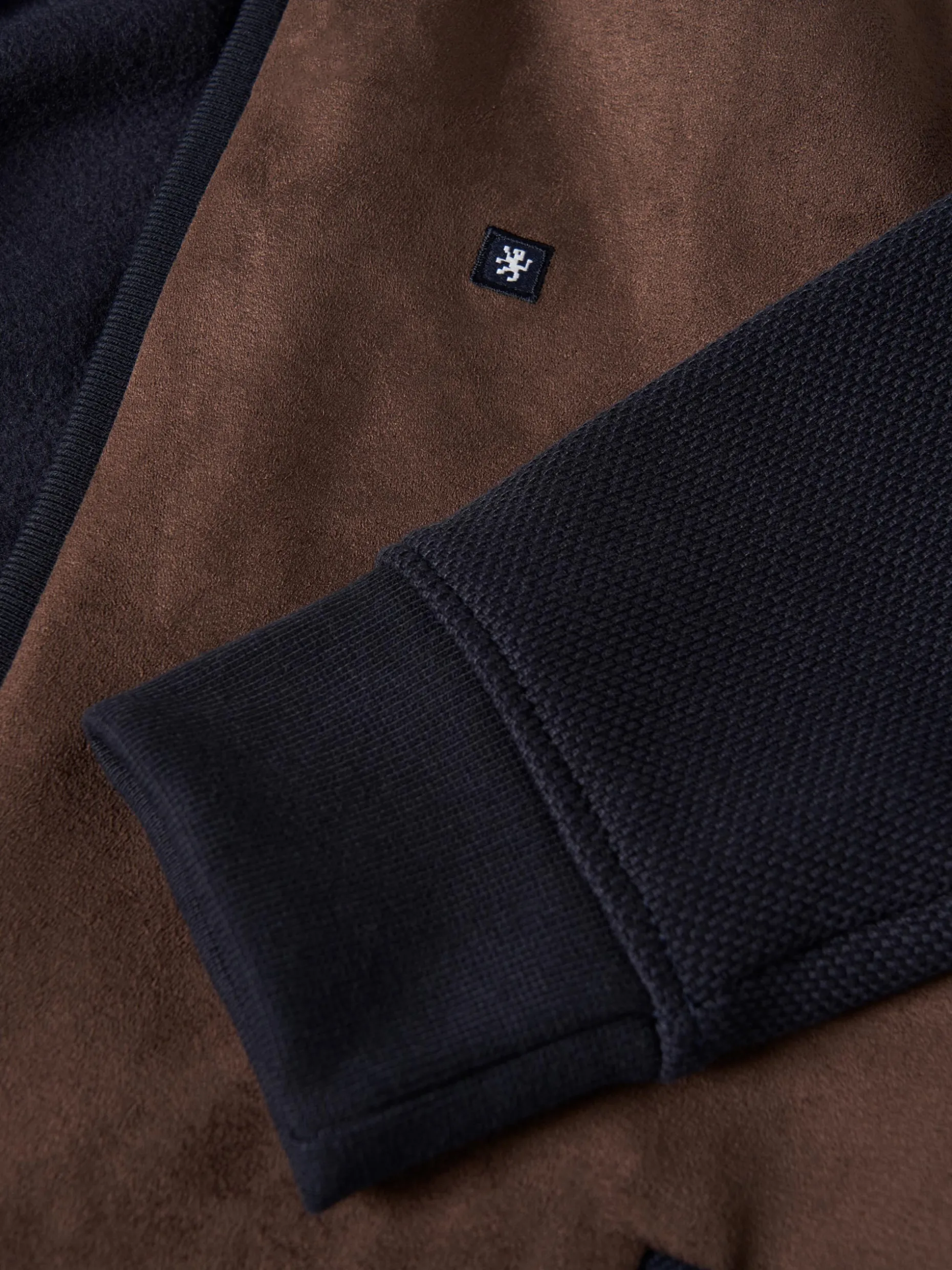 Casaco malha bicolor com frente em contraste