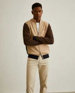 Casaco malha color block com fecho