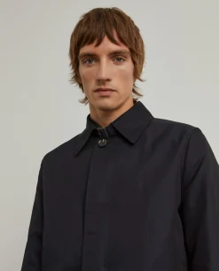 Casaco modelo gabardine com acolchoado interior