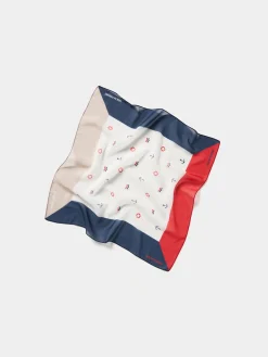 Lenço colorido com padrão náutico