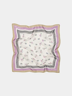 Lenço com estampado flores