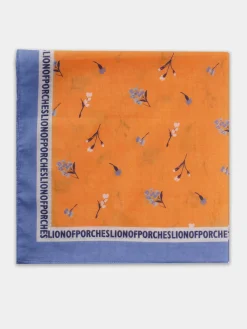 Lenço com padrão floral