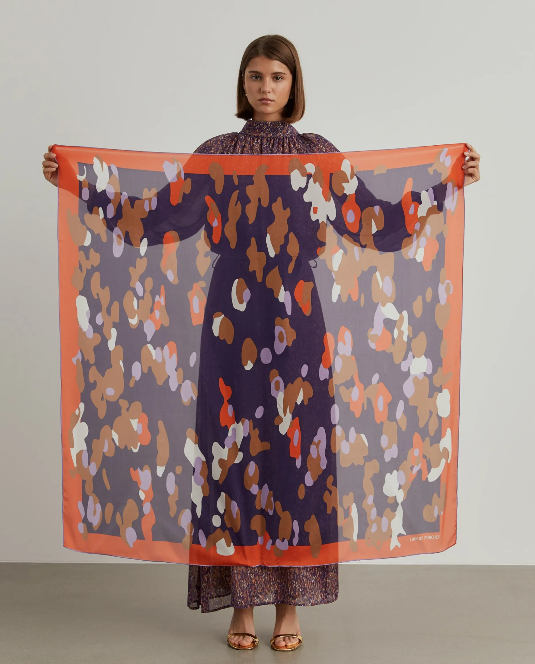 Lenço de seda estampado