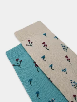 Meias com motivos de flores