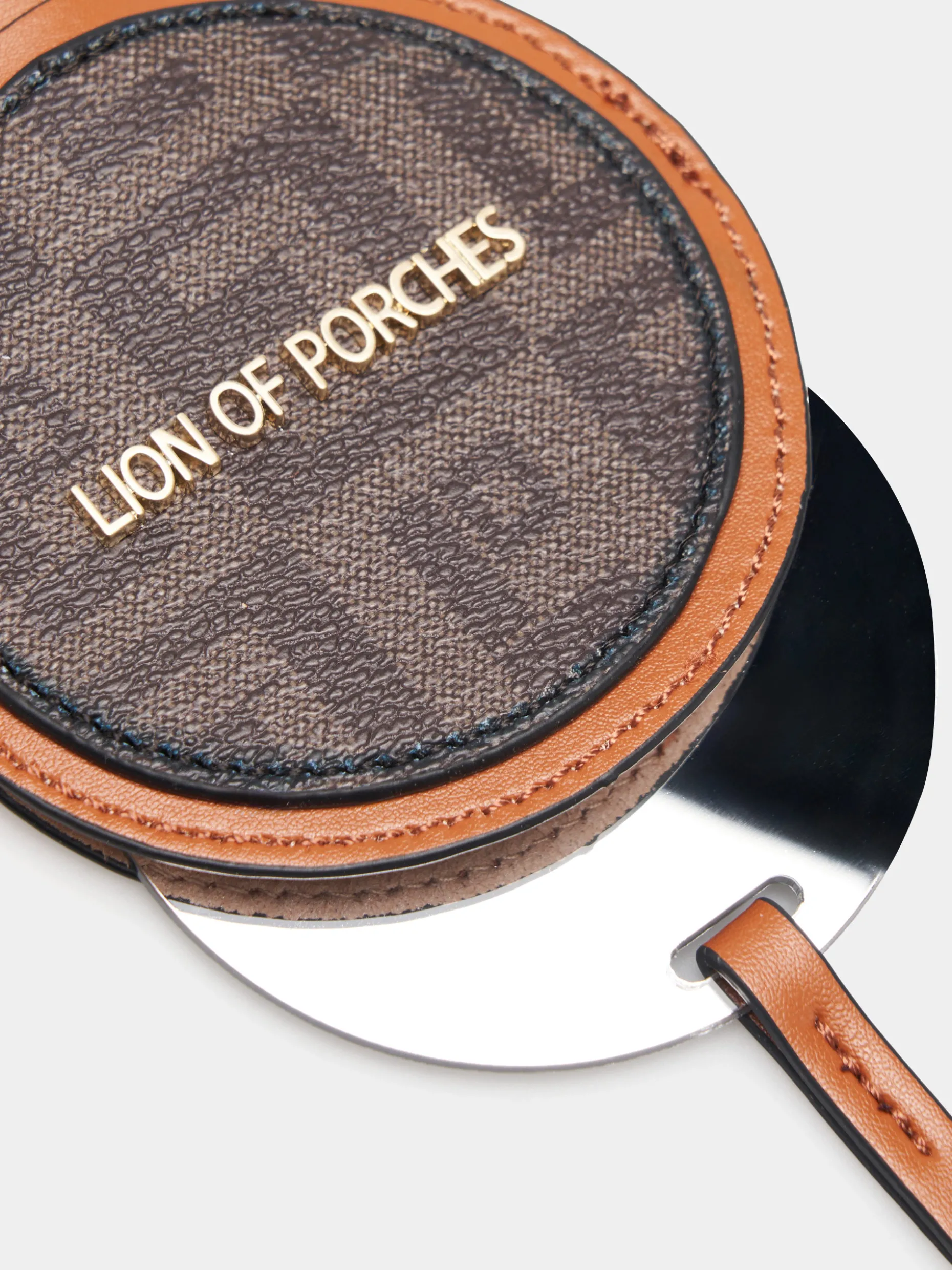 Mini-espelho para pendurar